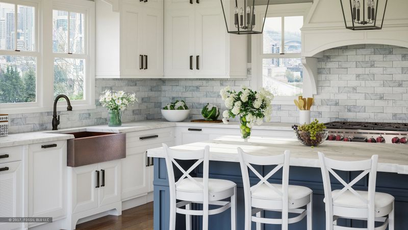 12 Texas Farmhouse Kitchens That Still Feel Fresh In 2025 - Decor Hint Apron-Front Sinks In Unexpected Materials