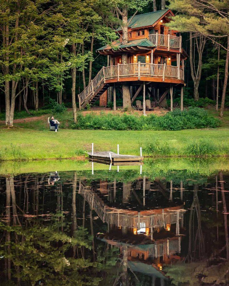 Moose Meadow Lodge in Waterbury