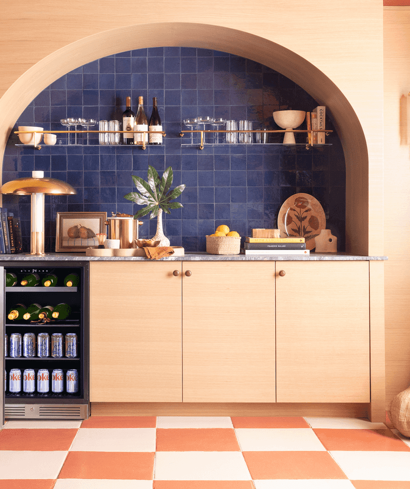 10 Ways Tile Could Keep Your Florida Kitchen Comfortable - Decor Hint Patterned Tiles to Hide Wear