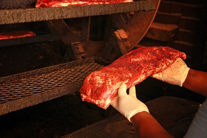 7 Unpretentious Oklahoma BBQ Buffets Serving Serious Smokehouse Flavor - Decor Hint Trail's End BBQ – Owasso