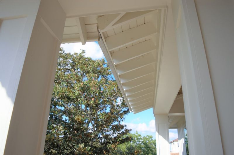 Exposed Rafter Tails With Artistic Cuts