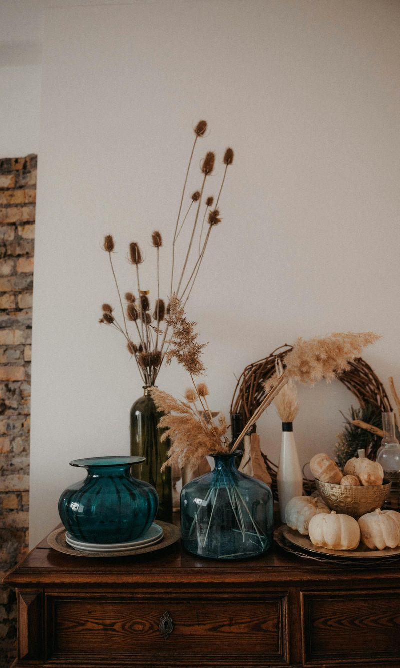 7 Red Flags To Watch For When Buying Fall Home Decor - Decor Hint Faux Natural Elements That Look Fake
