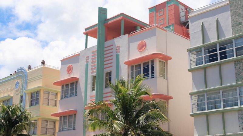 8 Rarely Seen Photos Of Stylish 1930s Homes Across The USA - Decor Hint Miami's Pastel Art Deco Gem