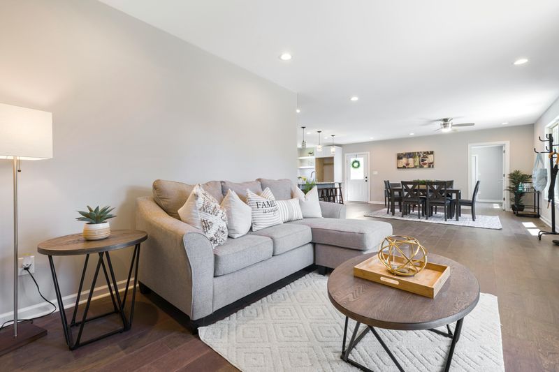 Zone With Area Rugs