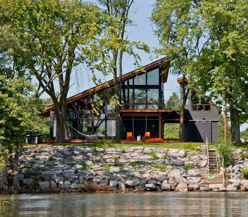 Shelburne Chalet – Passive Solar Design Meets Vermont Craftsmanship