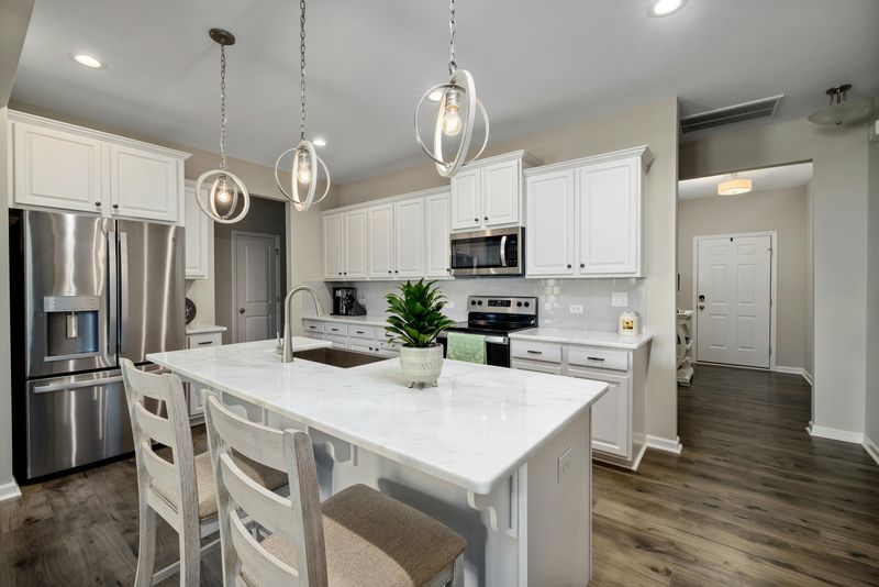 Modern Kitchen Ideas That Won't Go Out Of Style - Decor Hint Furniture-Style Islands
