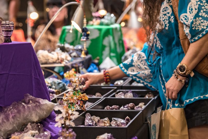 11 Local Florida Craft Fairs Bursting With Creativity - Decor Hint Spirit Fest™ Holistic & Crystal Expo