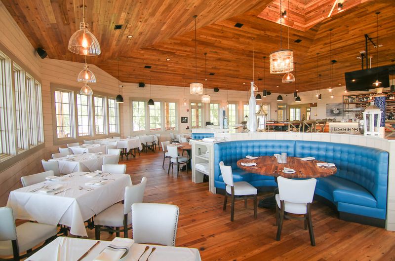 Jesse's Restaurant On The Bay - Orange Beach / Gulf Shores Region