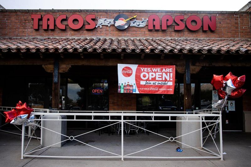 Tacos Apson: Tucson's Flame-Grilled Phenomenon