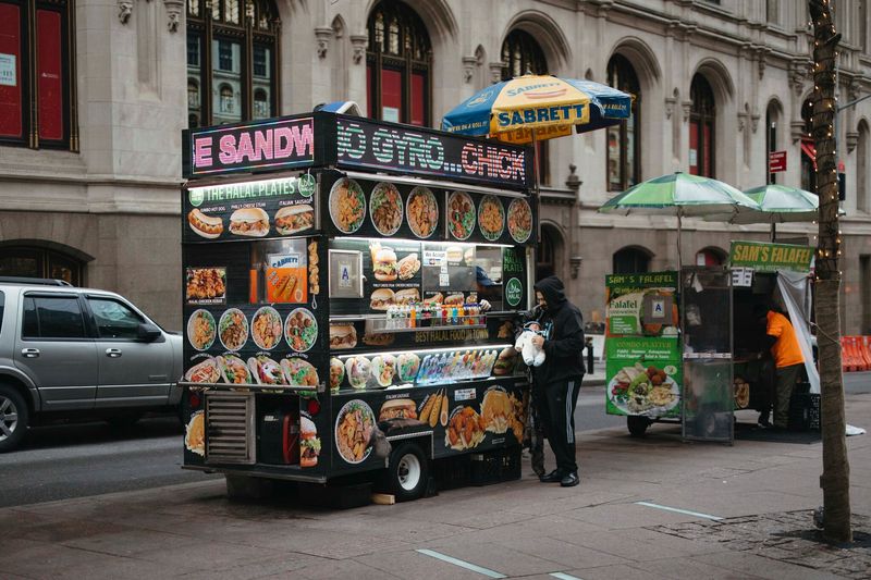 NYC Street Food Vendors: The Original Fast Food Worth Chasing