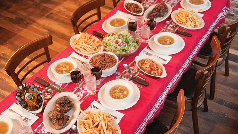 8 Traditional Basque Dining Experiences In Reno That Could Impress - Decor Hint Café Niza – Homestyle Cooking in a Cozy Setting