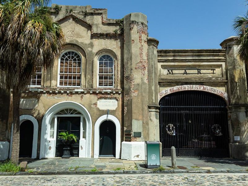 The Cobblestone Carriage Entry