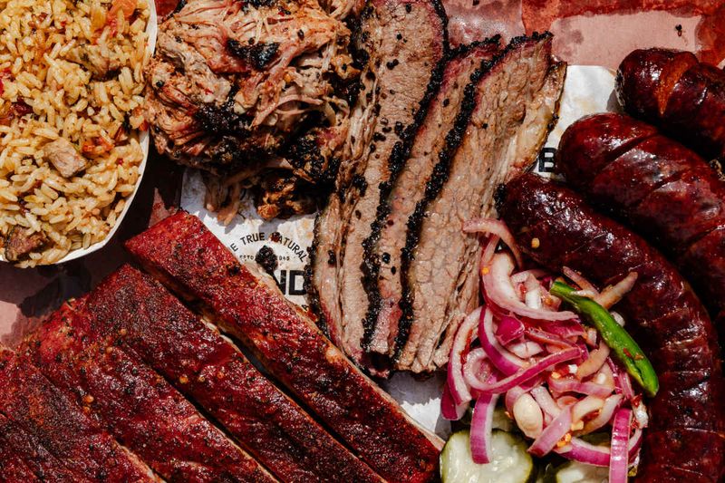 Must-Try California BBQ Joints For Flavor You Will Not Forget - Decor Hint Ray's BBQ - Huntington Park