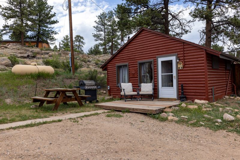 Marr's Mountain Cabins – Red Feather Lakes, CO