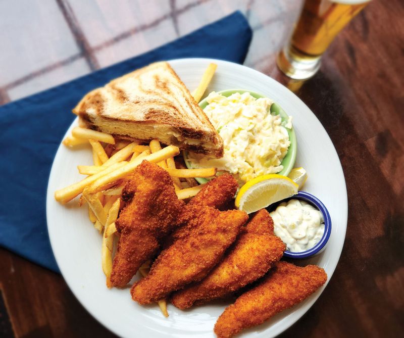 Nicolet Bay Dining – Waterfront Fish Fry with a View