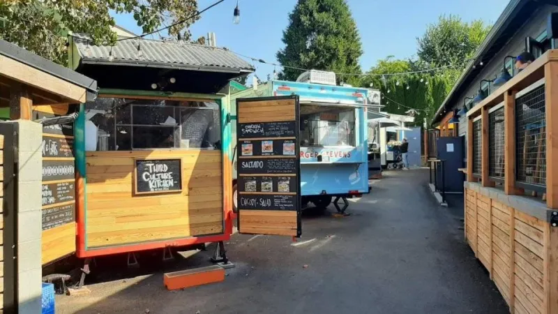 Hinterland Bar & Food Carts – SE Portland