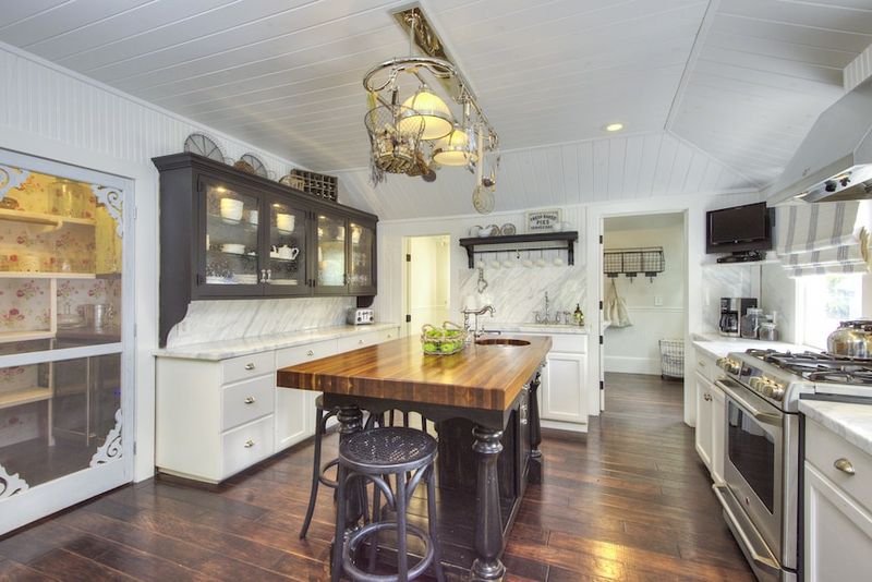 The Lavender Hill Retreat, St. Helena