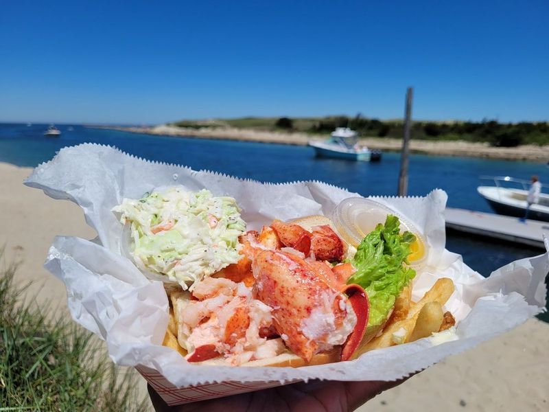 Sesuit Harbor Café