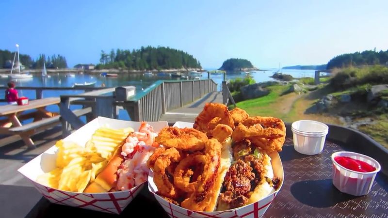 10 Maine Lobster Shacks That Never Disappoint - Decor Hint Five Islands Lobster Co. – Freshest Catch On The Wharf