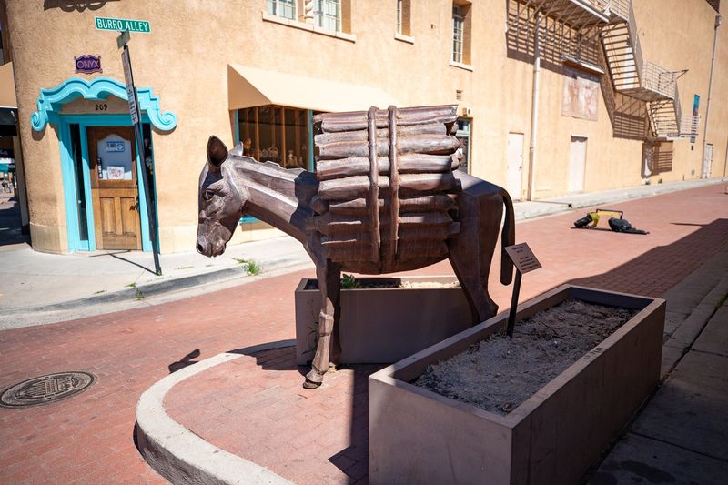 8 Santa Fe Adobe Courtyards That Whisper History And Charm - Decor Hint The Burro Alley Hideaway