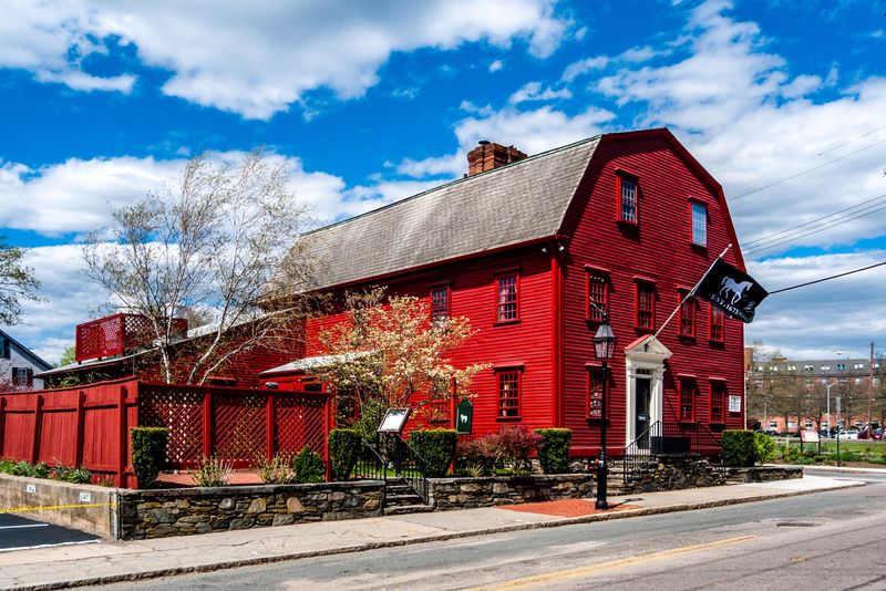 White Horse Tavern: Colonial-Era Catches
