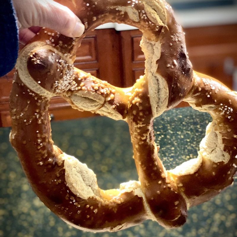 Stoltzfus Bakery