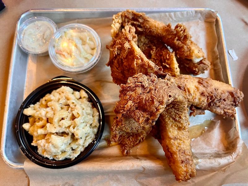 Captain Groovy's Grill & Raw Bar – Norfolk, VA