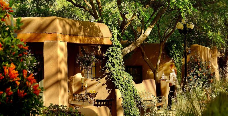 8 Santa Fe Adobe Courtyards That Whisper History And Charm - Decor Hint La Posada's Floral Paradise