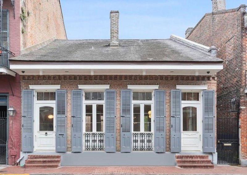 8 New Orleans Creole Cottages With Classic Vintage Appeal - Decor Hint Bourbon Street's Hidden Gem