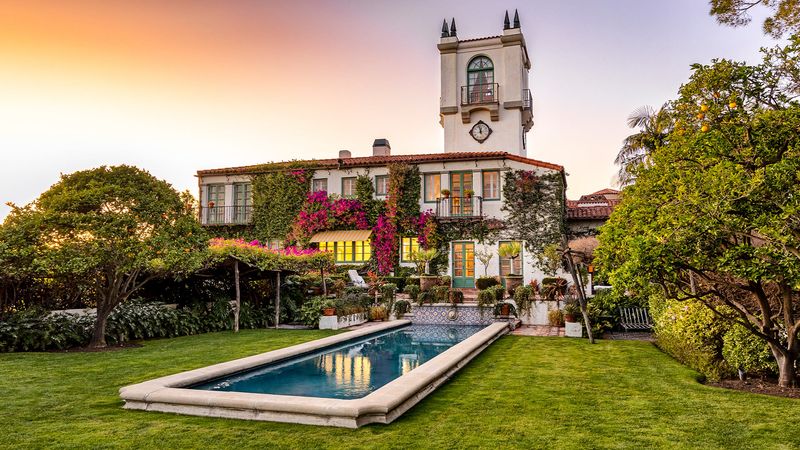 9 Beverly Hills Estates That Embody High-End Interior Design - Decor Hint Madonna's Former Beverly Hills Mansion
