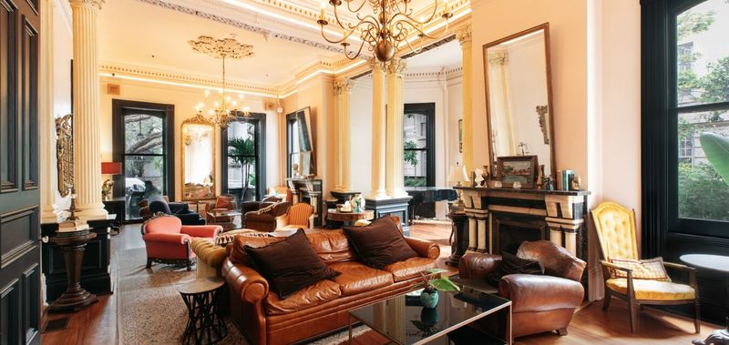 Vieux Carré Vintage Room