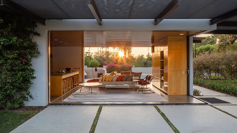 Palm Springs Desert Modernism