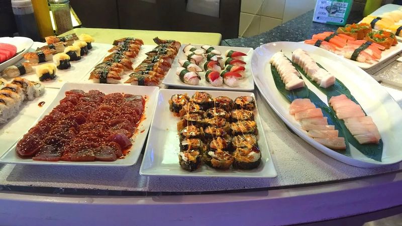 Crazy Buffet & Grill – East Meets Gulf
