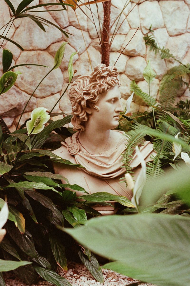 Garden Statues Or Sculptures