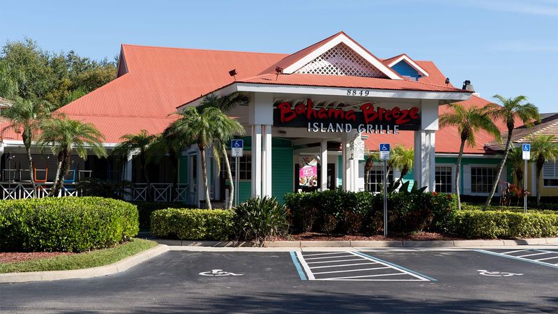 Bahama Breeze's Island Retreat
