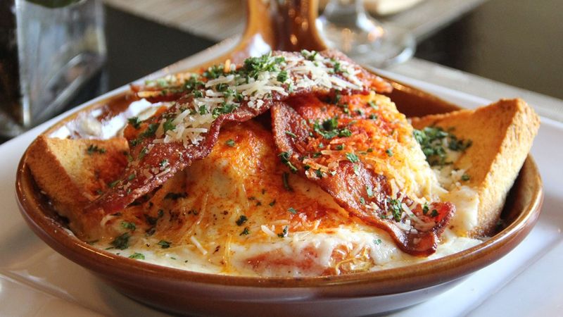 Wiltshire on Market – Seasonal Hot Brown Perfection