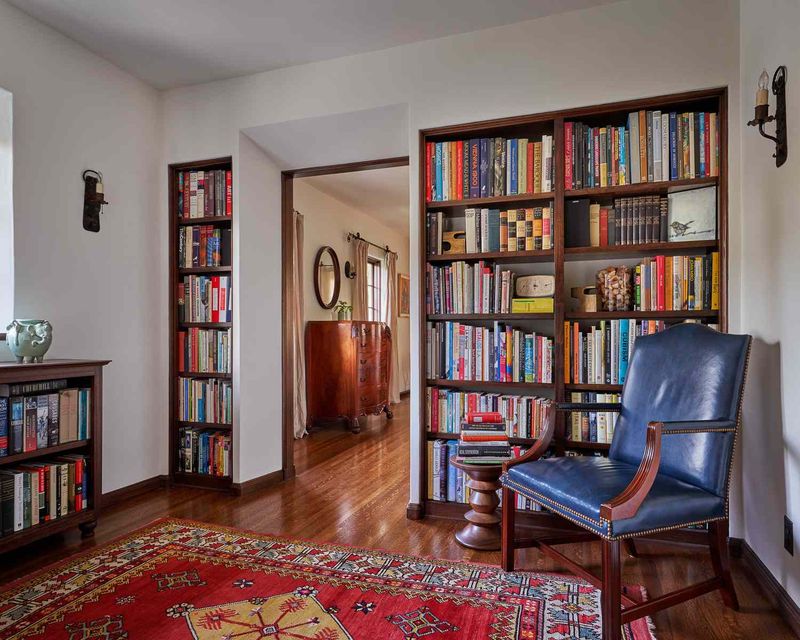 Lipstick-Red Built-In Bookshelves