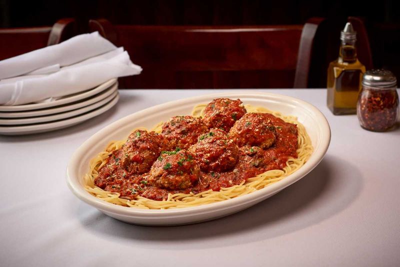 Carmine's: Where Size Matters