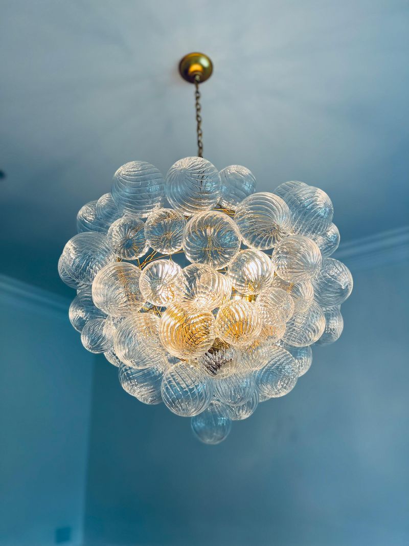 7 Ideas For Mid Century Lights That Could Keep Your Room Current And Classic - Decor Hint Clustered Bubble Lights