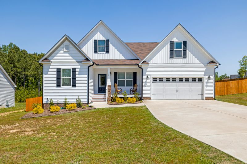 Simple Changes That Can Help Increase A Home's Value - Decor Hint Landscape Refresh
