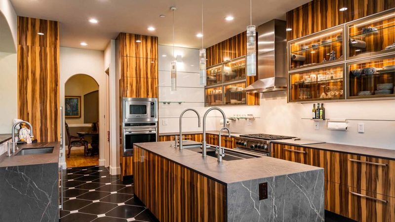 Art Deco Delight