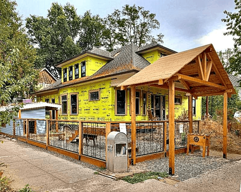 Step Back In Time At Sellwood-Moreland Vintage Cottages