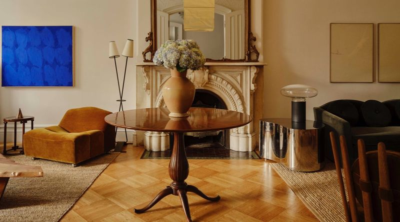How To Bring The Classic New York Brownstone Look Into Your Own Home - Decor Hint Mixing Antique And Modern Furnishings For A Balanced Look
