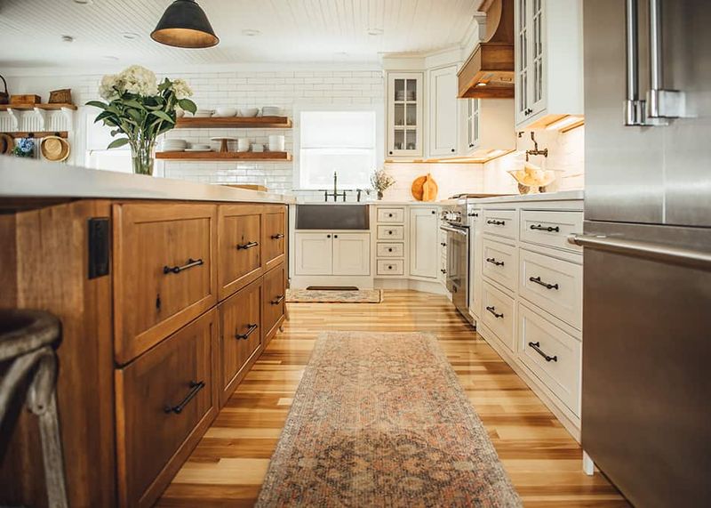 How To Bring The Warmth Of New Hampshire Pine Kitchens Into Your Home - Decor Hint Incorporating Vintage Or Farmhouse-Inspired Hardware