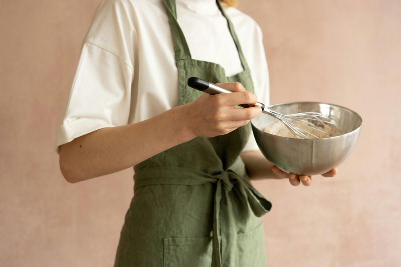 11 Essential Kitchen Gadgets Ranked By Usefulness - Decor Hint Mixing Bowls