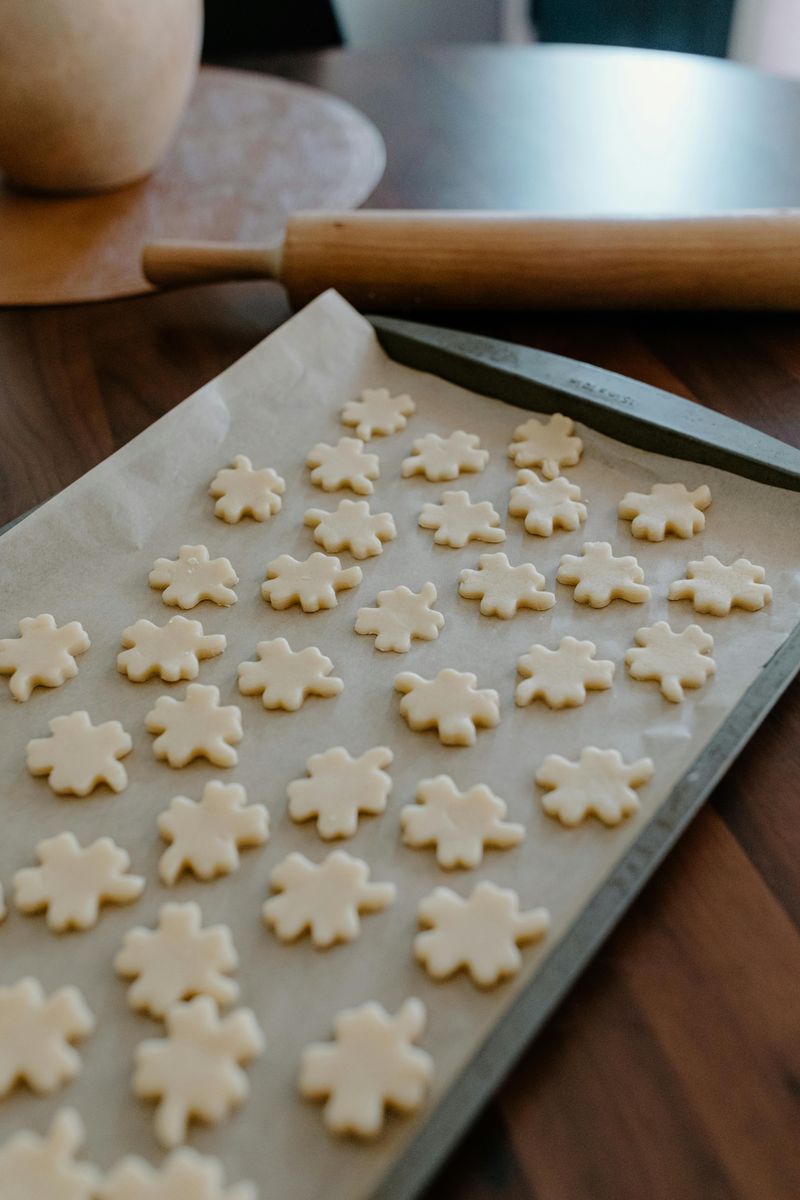 14 Kitchen Staples From Warehouse Clubs That May Be Useful - Decor Hint Commercial-Grade Sheet Pans