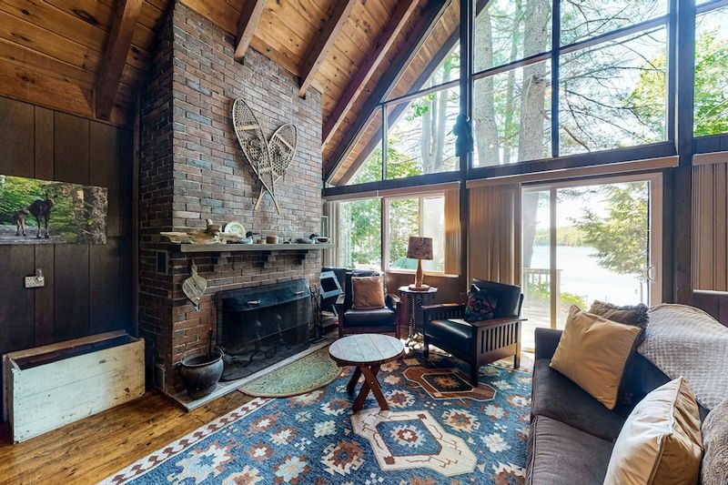 7 Maine Coastal Cabins With Décor That Smells Like Salt Air - Decor Hint Porter's Secluded Waterfront Haven