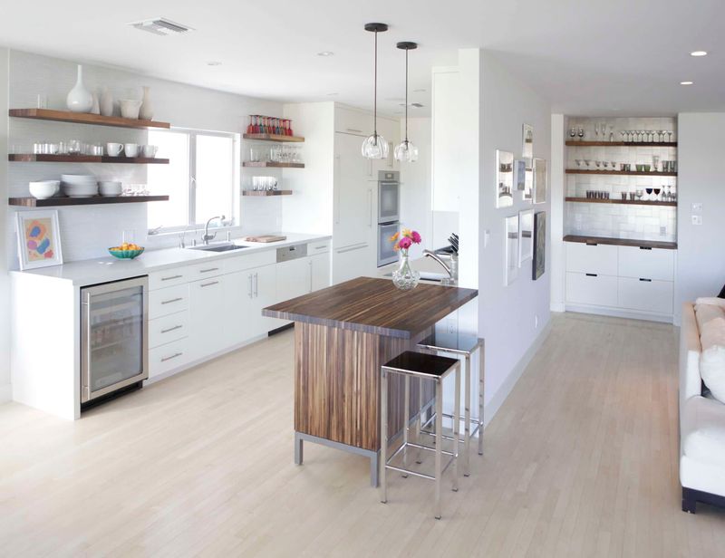 Open Shelving Styled With Minimalist Décor