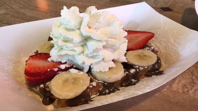 5 North Carolina Waffle Joints Everyone Should Experience - Decor Hint Cast Iron Waffles