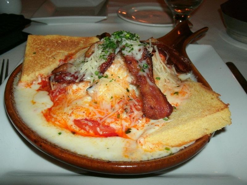 The English Grill: Upscale Indulgence